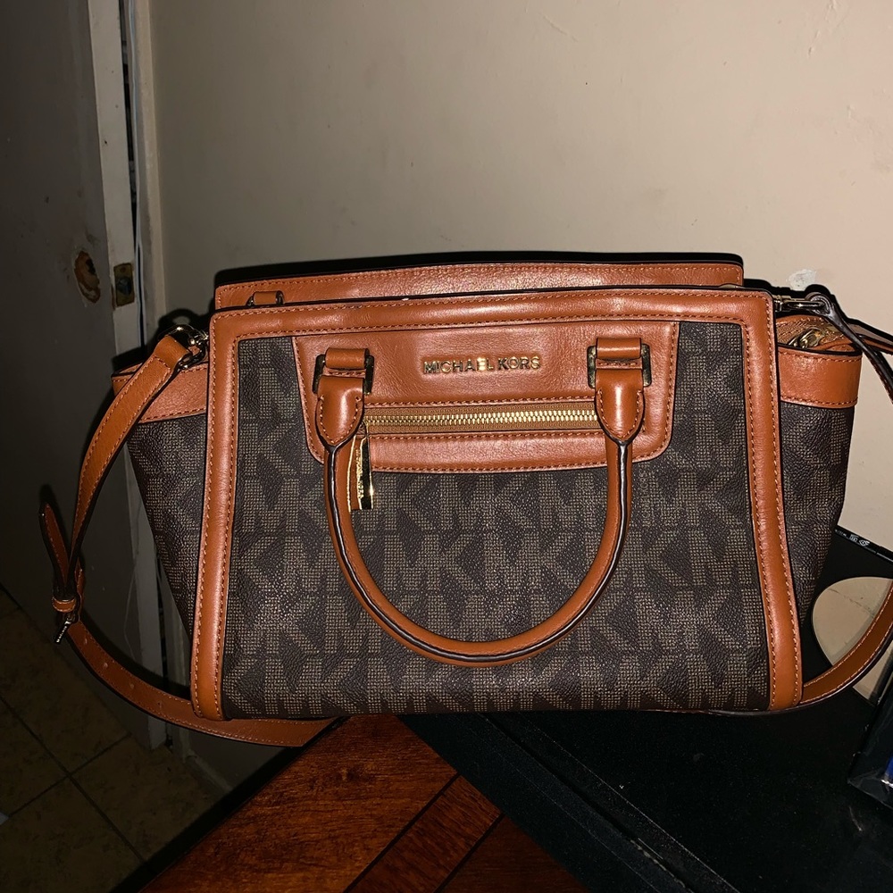 Michael Kors purse